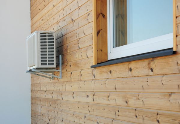 Cost of Pine Wood Siding Installation in Eagle