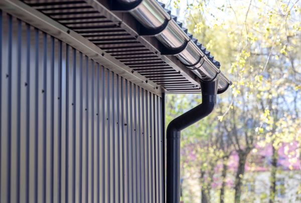 Sheet Metal Siding Repair in Eagle